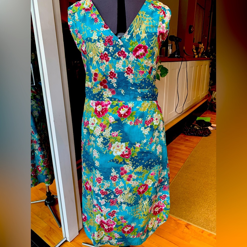 Uttam London wrap dress in M/L  colours are saturated and gorgeous 100% cotton